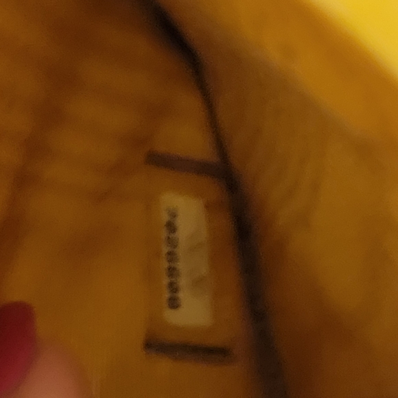 Vintage (2000-2002) Authentic Chanel CC Tan Caviar Leather Bifold Snap Wallet - Picture 3 of 16